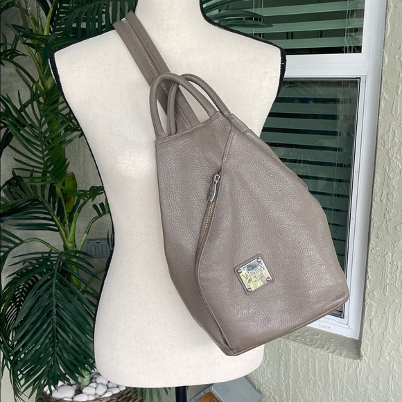 Valentina Gray Leather Bag - Picture 1 of 7